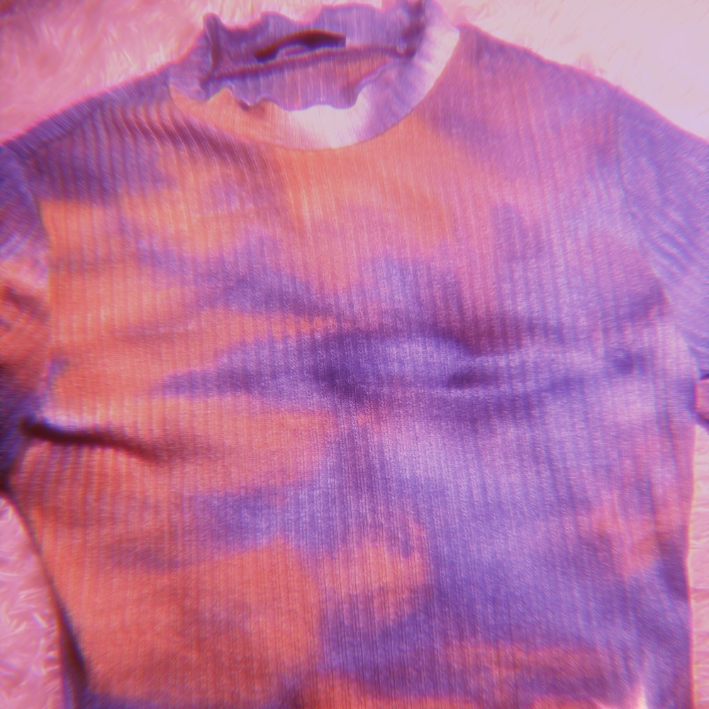 Cropped shirt
